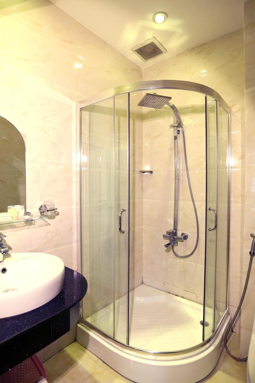 Kim Long Chau Hotel Хошимин Екстериор снимка